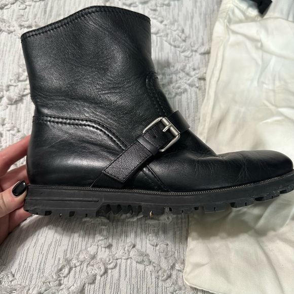 GUCCI black leather ankle boots